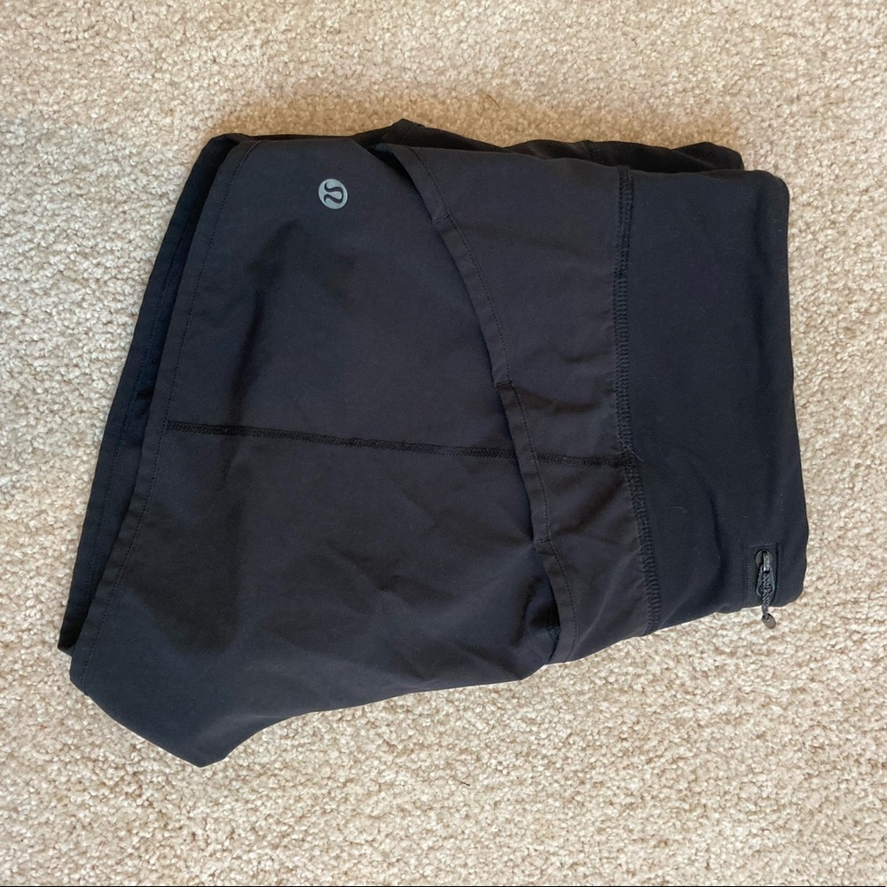 LULULEMON 🍋 Black Speed Shorts, sz 6